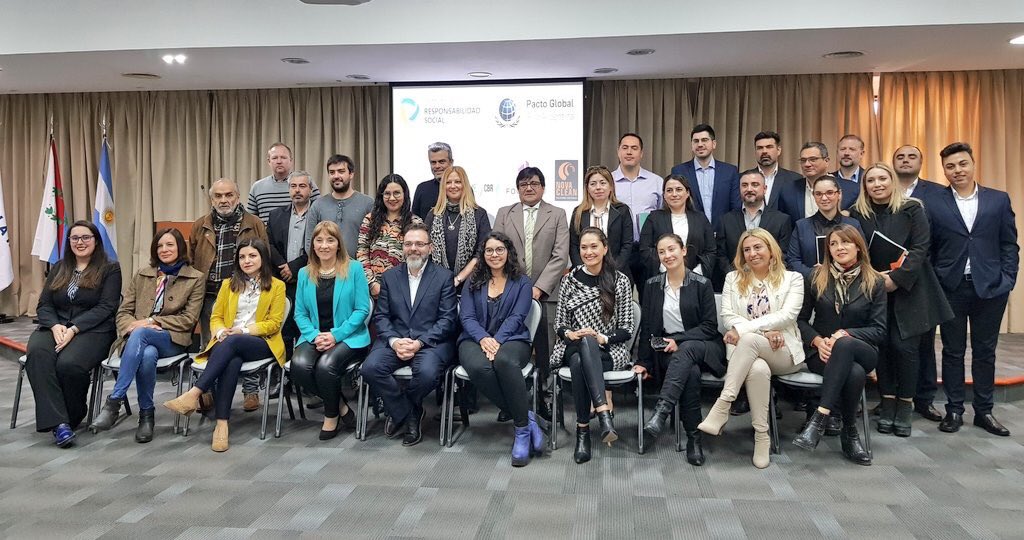 pactoglobalARG's tweet photo. Hoy se suman 4 nuevas organizaciones de #LaRioja al Pacto Global y llegamos a 11 miembros activos. Felicitaciones @fogaplar @CbrCurtume #Aspol y #Novaclean https://t.co/7jxJUaCVOJ