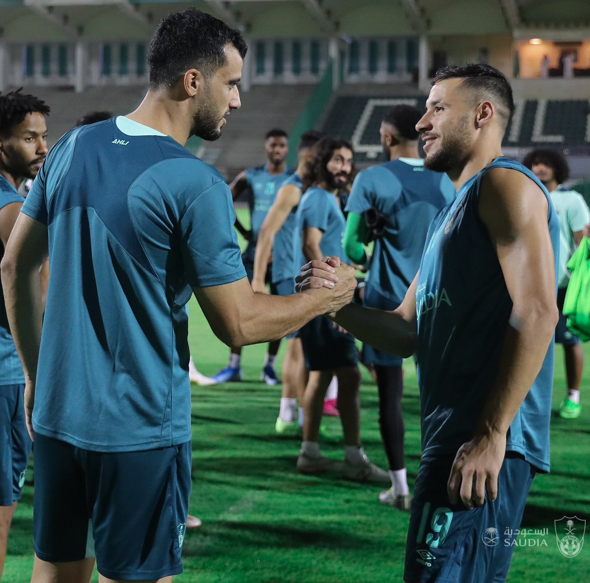 نجمٌ في حضرة النجوم.. 💚