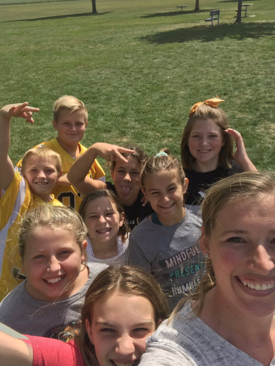 Mrs_Goodwin5th's tweet photo. We got a bingo this week for following classroom expectations, so we got to enjoy some extra recess! https://t.co/YZyFT6s3Yh