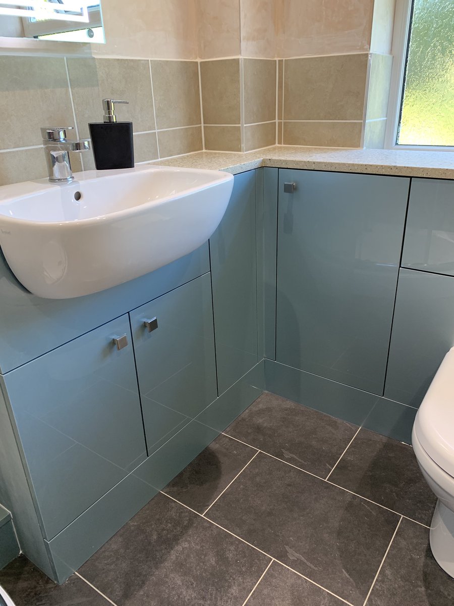 jsheppardandson's tweet photo. We have just completed this #bathroom makeover using products from @wehavebathrooms @AqualisaShowers @bushboard @karndeanUK @Karonia_Ltd @ThomasDudleyLtd @BristanPro @bacomponents @TileGiantLTD @MapeiUKLtd @TwyfordUK @HiBLtdWCG We think it looks great👍 https://t.co/KpW30FRYw5