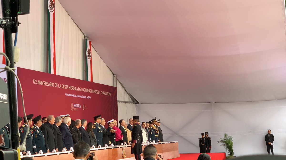 QuattroProducs's tweet photo. Nuestro Director General @LuigiBalestra el día de hoy en el evento Marcha a la Lealtad para nuestros altos mandos en el Altar a la Patria del Bosque de Chapultepec 

#RentadeEquipo #ProducciondeEventos https://t.co/GiYzfjUrtK