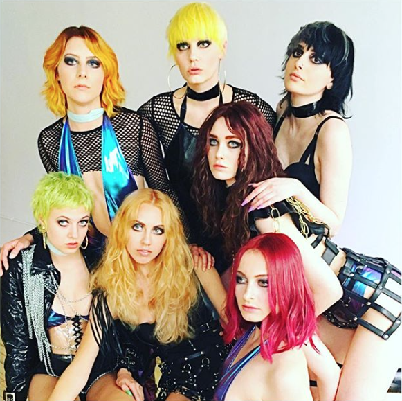 ARROJO's tweet photo. ⚡️HAIR MODELS WANTED⚡️ 

ATTN: North Carolina! We are looking for models in the Charlotte area to join us for Happy Mondays with Nick Arrojo on Sept 16th ✂️ $100 + ARROJO Product goody bag🎁If interested email headshots and examples of the cut you want to christine@arrojonyc.com https://t.co/UvTK9NxOsy