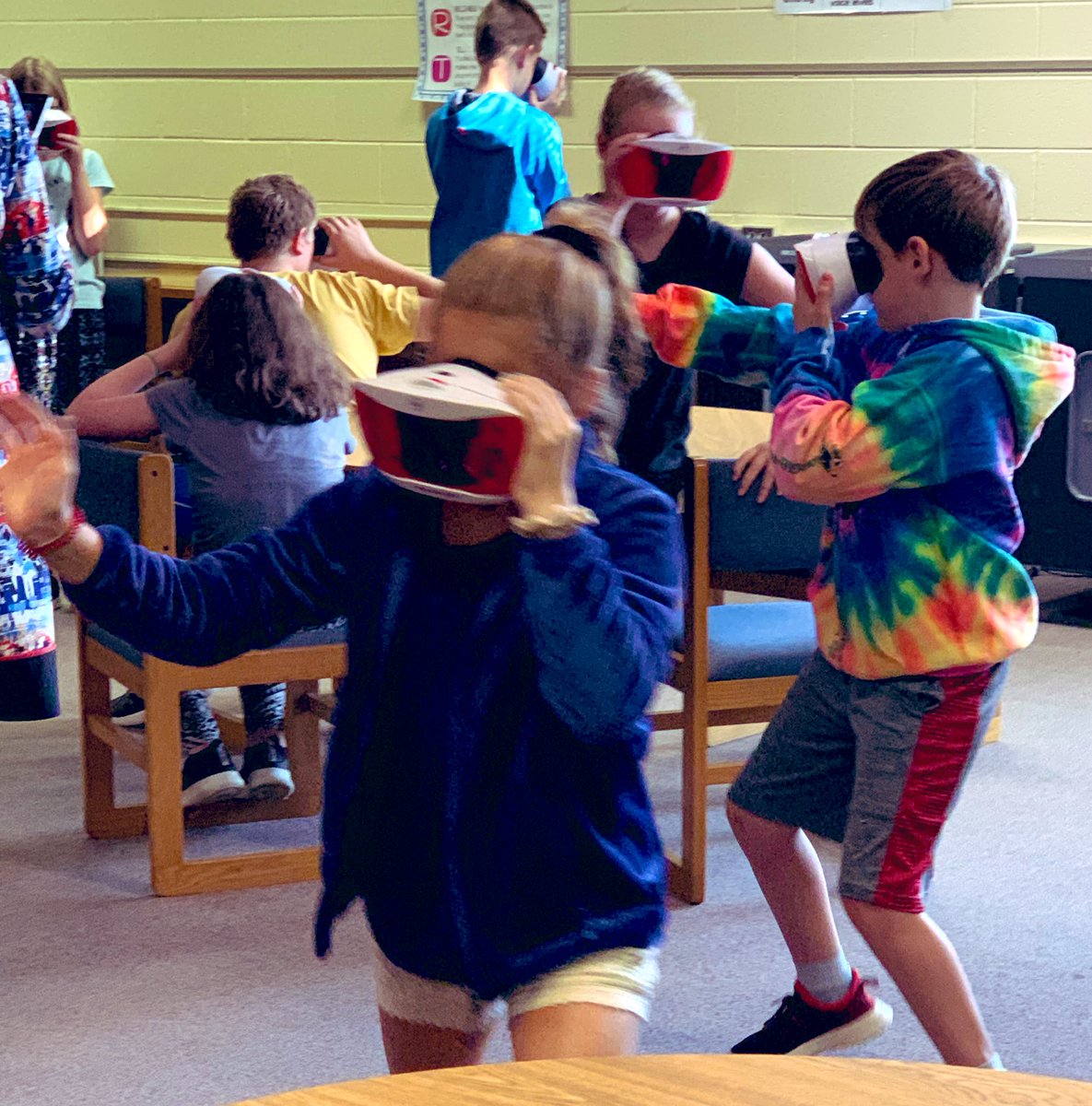 _k_pendergrass_'s tweet photo. Students have loved experiencing the #vrkit in the #mediacenter this week! #virtualfieldtrips #makelearningfun @ncdpiDTL https://t.co/EJrw1QodjR