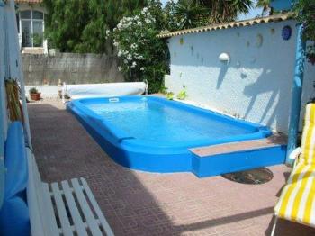 HolidayVillasSp's tweet photo. 1 bed Apartments for rent in San Miguel de Salinas Spain 200 euros (178 GBP) weekly https://t.co/sNh3j2eacO https://t.co/ug5xH68vcV