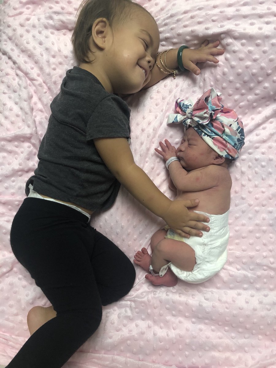 _nielbby's tweet photo. My children are my whole entire world and more😍✨💯 https://t.co/byDnh8O9ny