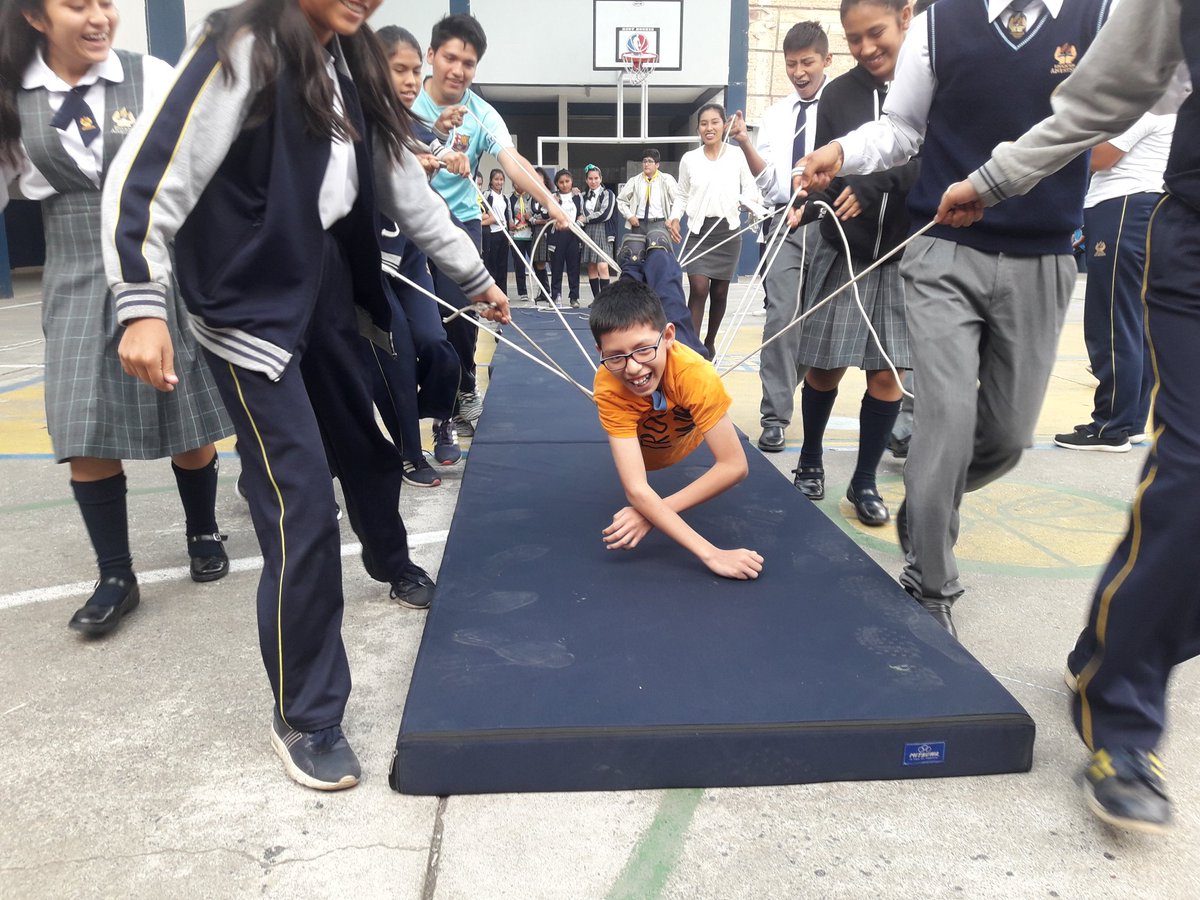 Por las mañana educamos y recreamos y por las noches evangelizamos a las nuevas generaciones. En la #IEAElBuenMaestro somos #CreadosConProposito <a href="/EducacionUPS/">Educación Adventista</a> <a href="/AdventistasUPS/">Adventistas Perú - UPS</a> <a href="/AdventistasMSOP/">Adventistas MSOP</a> @Pr_RaulYaranga <a href="/dinobv1/">@dinobv</a> <a href="/ginopes/">Gino 🇵🇪</a> @gersonvega #MasQueEnseñanza #Conectados