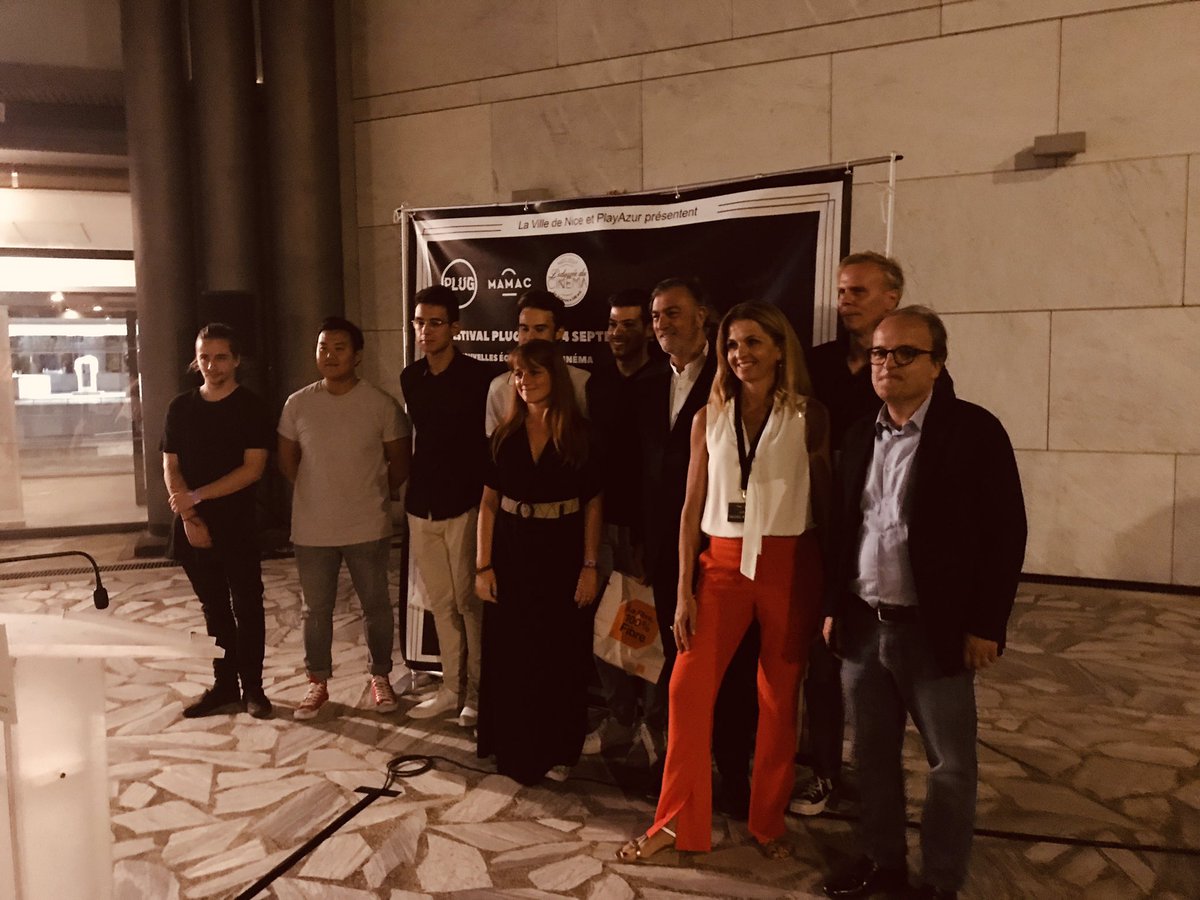OrangePACA's tweet photo. Beau palmarès pour le @Plug_Fest_Nice en partenariat avec @MetropoleNCA bravo aux lauréats et au film « submergé » qui a été tourné à Nice et primé « meilleur film » 👏 coup de cœur aussi pour « cicatrice » prix de l’innovation 👏 #Films tournés sur mobile 😀 https://t.co/ObiNJYaHRD