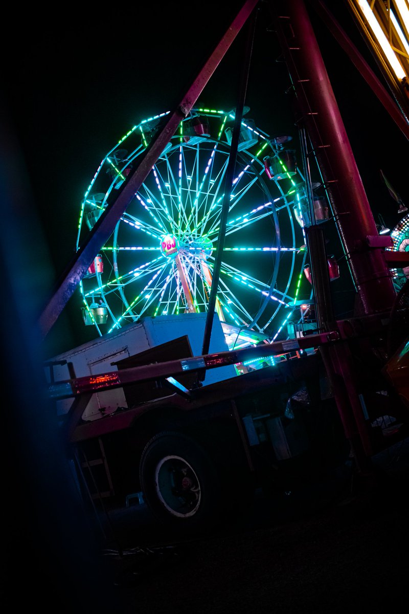 Jordonnshaw1's tweet photo. The fair is just so much fun! So many sick rides! #fair #lightroom #photography #canon #teamcanon #photo https://t.co/2L33wWnZQm