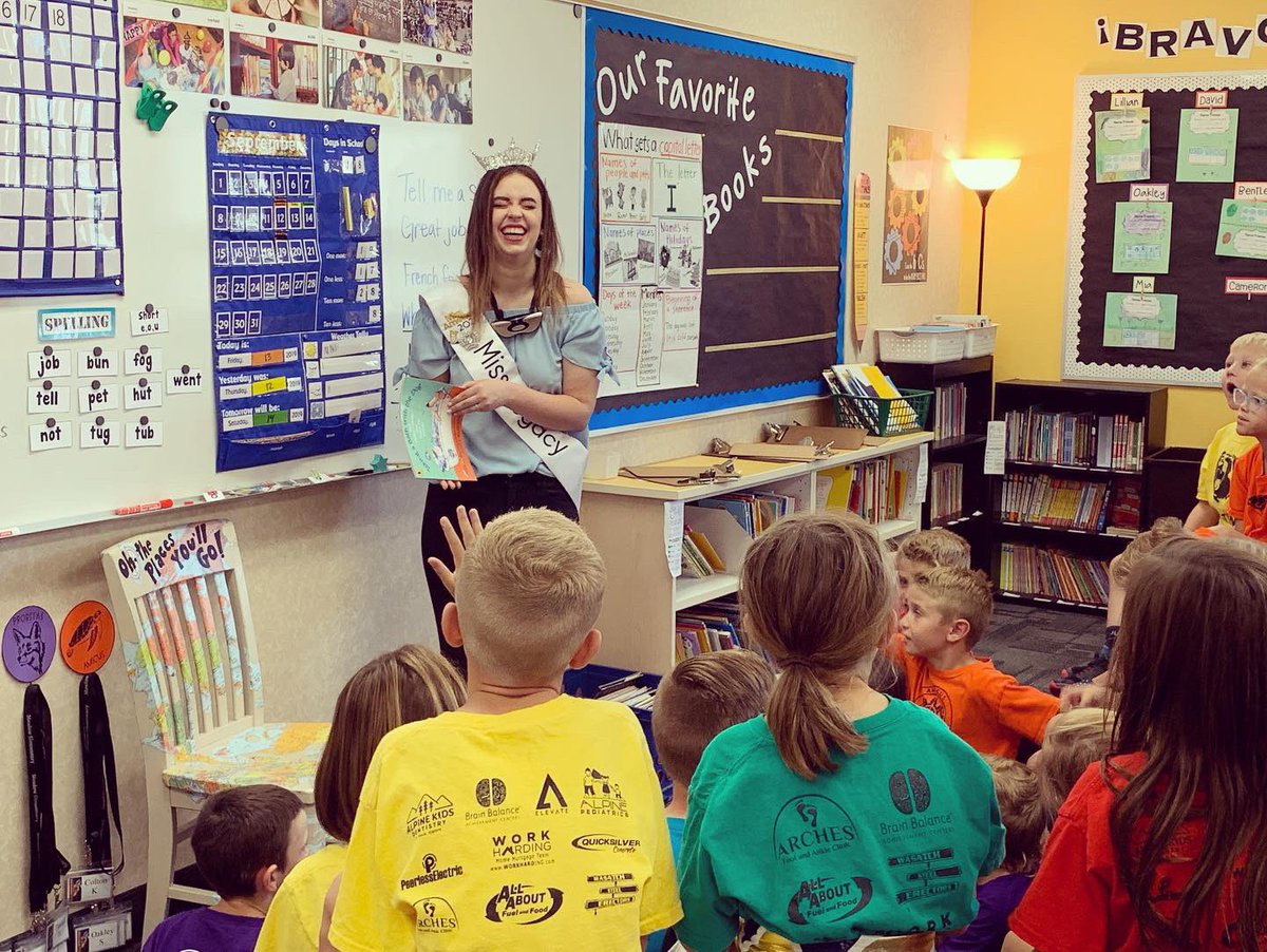 misslegacyut's tweet photo. There is nothing I enjoy more than dancing with and talking to these kids about mental health!! Thank you to the teachers who realize how important it is to teach these children about mental health! #letsCREATEwellness https://t.co/bJwdGL9W6L