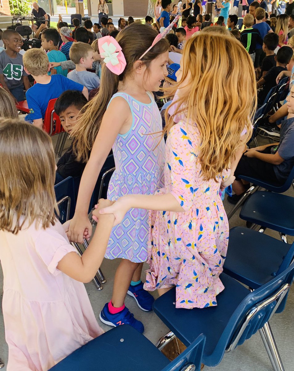 Bluegrass band inspires La Paloma scholars to get up and dance! Thank you for giving us the gift of music! #GoLaPaloma #FUESD #MusicInEducation