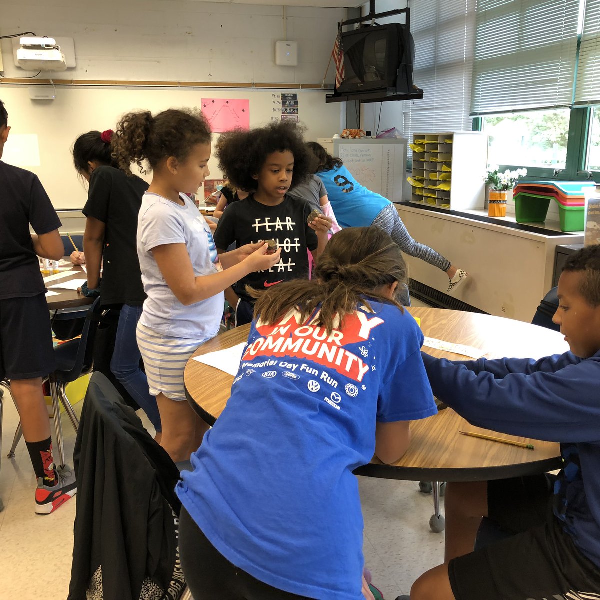 Fairhill5thGrade tweet media