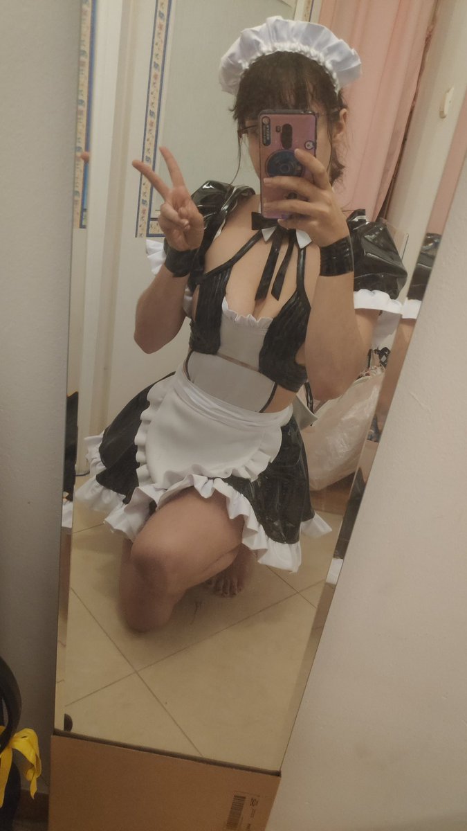 Yukeshiro Reflect Healed My Soul Finished Sewing My Maid Shutendouji For Fate Maid Photoshoot This Sunday I M Proud Of This One Fgoproject Project By Necometa