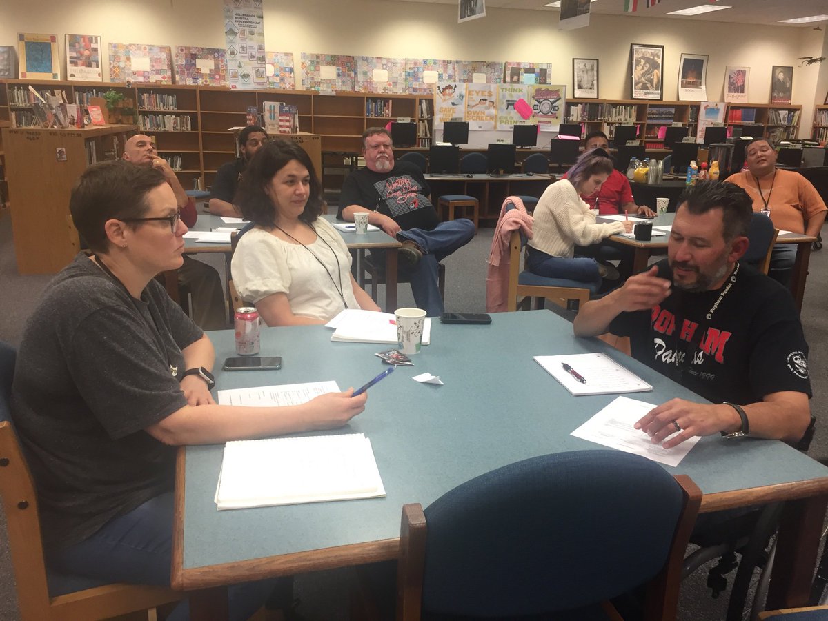 DVISD_SS's tweet photo. More fun with @stfleenor @Seidlitz_Ed @DVISD_DVMS w/ the incredible social Studies team & even teachers from DVISD_PES. Some fascinating in-depth questions and participation on #QuestioningStrategies #DVProud of the seriousness our teachers in committing to #studentneeds https://t.co/nmlWmPAQdw