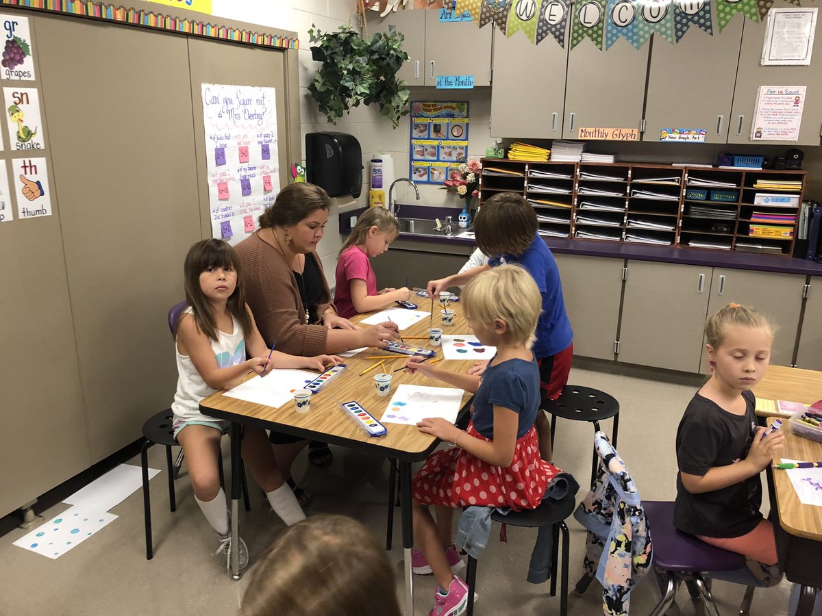 JenniBOverbay's tweet photo. Such a fun day celebrating Dot Day! ❤️ We read the beautiful story, and sang along to the song as we made a picture with a dot, made a dot without making a dot, and painted our own dot pictures. Renee and I were in the spirit with our cute shirts. #wmeStars @YCSD 💜🌟 https://t.co/Gg7JZlsF7x