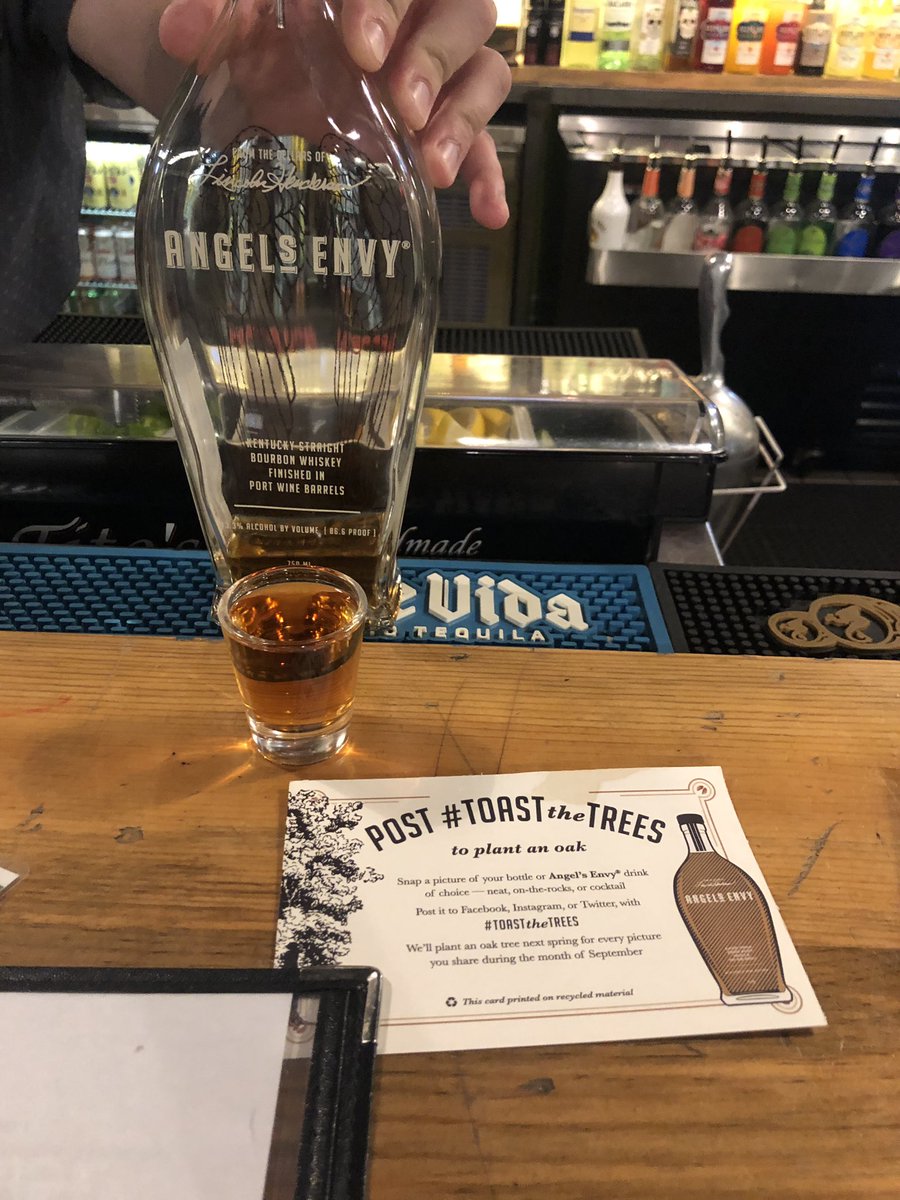 BevConsortium's tweet photo. @Angels_Envy #toasttothetrees https://t.co/gKGHMTPfsV