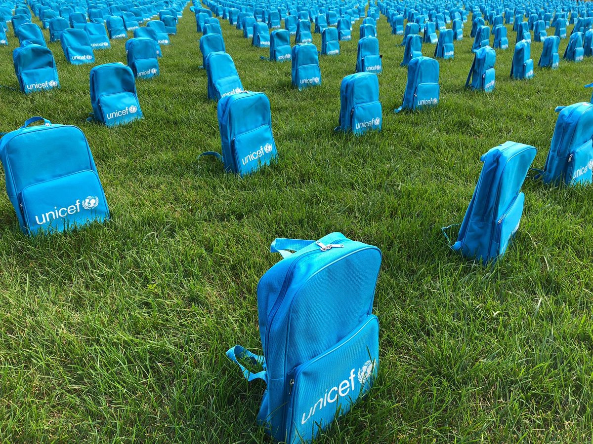 UNReliefChief's tweet photo. 3,758 backpacks.
3,758 children not going back to school because they were killed in conflict last year.
Today I visited @UNICEF’s powerful and heartbreaking installation @UN.

World leaders need to do more to #ENDviolence against children, and all civilians caught in conflict. https://t.co/yhBYUto75N