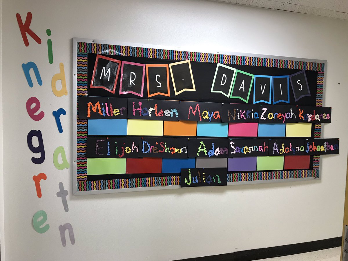 DavisBTW_Kinder's tweet photo. Mosaic names for Fun Friday! @BookerTWashElem https://t.co/23uI1jM37m