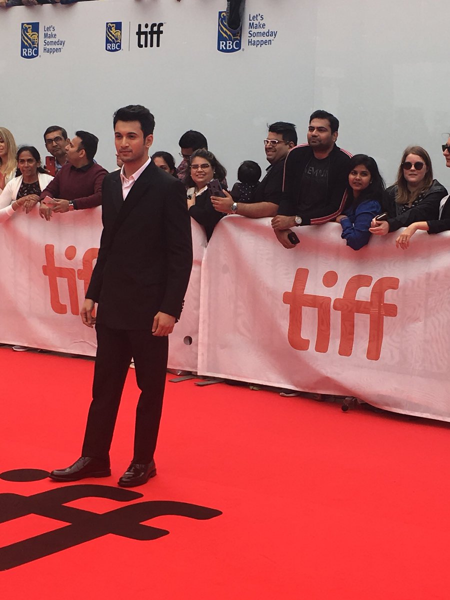 JaneCStevenson's tweet photo. #theskyispink star #rohitsureshsaraf @roythomsonhall #tff19 #redcarpet for #theskyispink https://t.co/adqfS9D10h