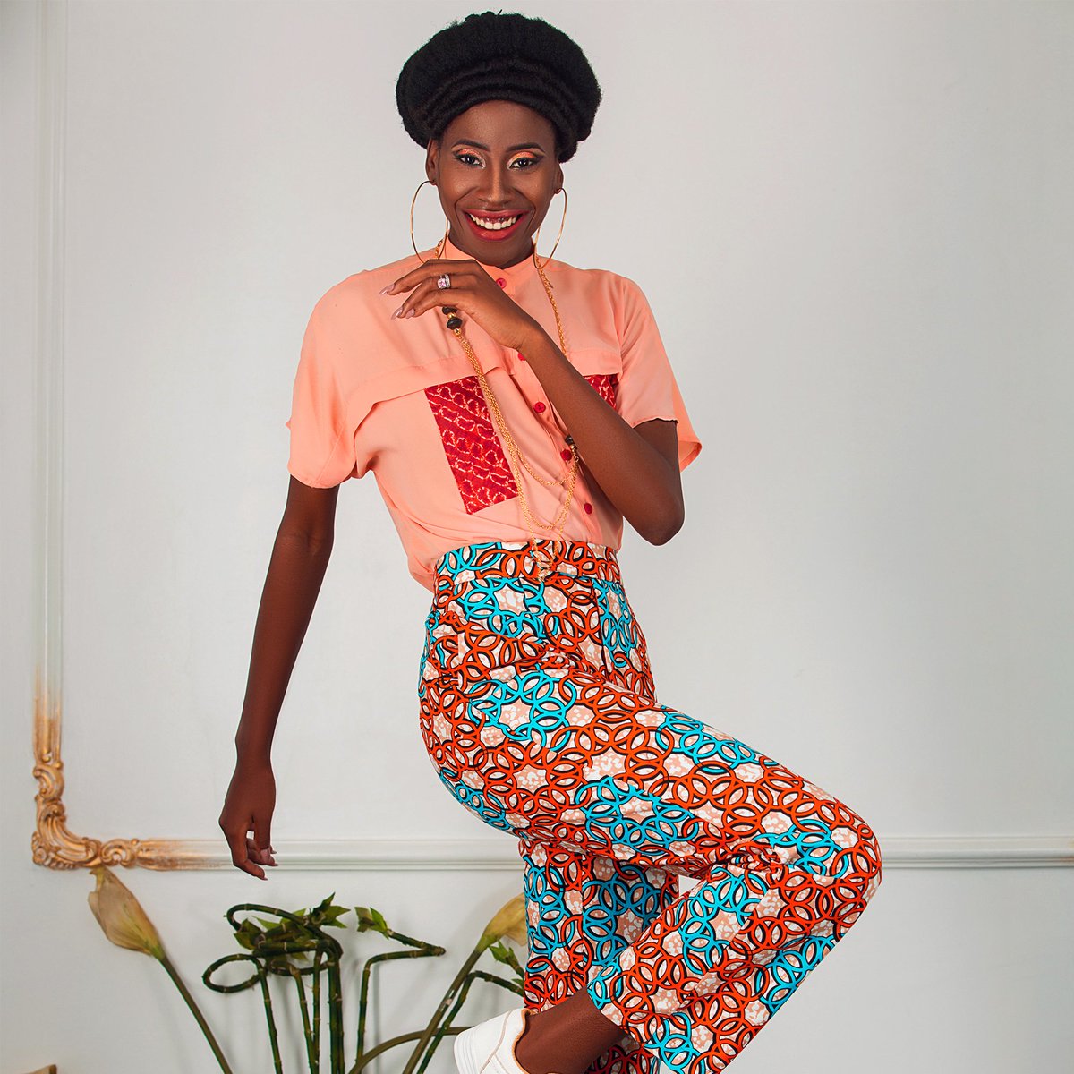 Tiskies_us's tweet image. Friday nights are always better with your favorite outfit! 🔥#InspiredByColor

Shop now: bit.ly/2ka2YWK

#WomensFashion #NewCollection #OnlineShopping #TodaysOutfit #OutfitPost #Vintage #BohoChic #HappinessIsPower #Style #LookOfTheDay #Statement #AfricanFashion