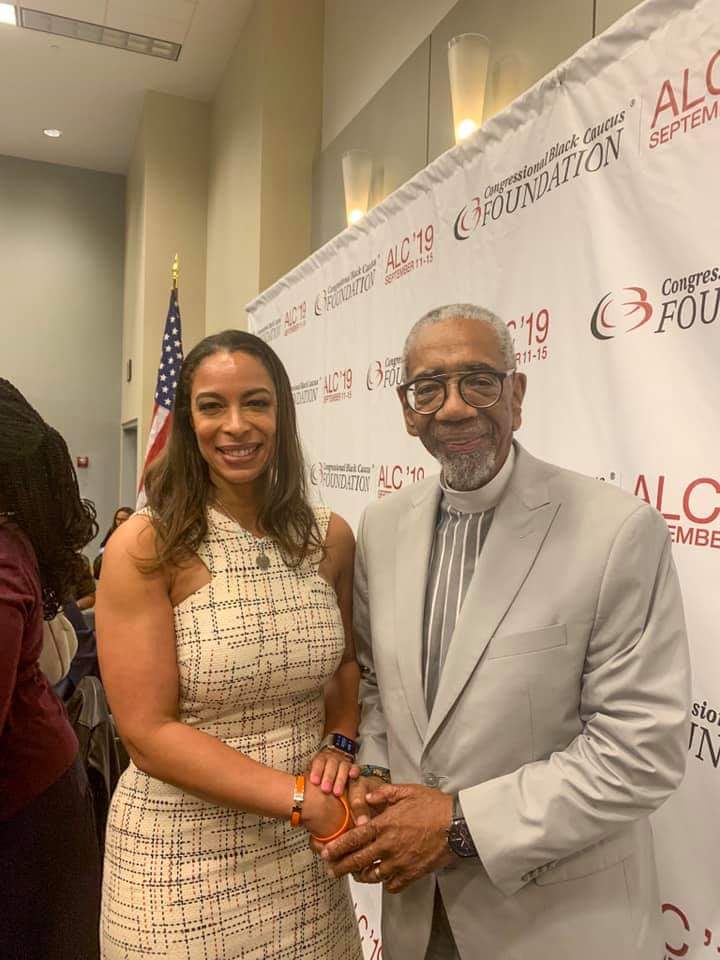 NAR_Advocacy's tweet photo. This week #NARFPC and WCR IL President Nykea Pippion McGriff (@JustNykea) joined Congressman Bobby L. Rush for a discussion on income and wealth as part of the @CBCFInc's Annual Legislative Conference. #ThatsWhoWeR #RealtorParty #RealtorsOwnIt #CBCFALC19 https://t.co/aC6vxLV74f