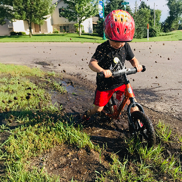 StriderBikes's tweet photo. Let the mud fly for our 1st Place Photo Contest Winner for August!
.
.
.
Enter your photos for a chance to win a $200, $100, or $50 Strider web-store gift card! Submit entries on our website.
.
.
#MuddyTires #LivingItUp #BeAdventurous #StriderBikes #StrideOn! https://t.co/SNOiSETQHe