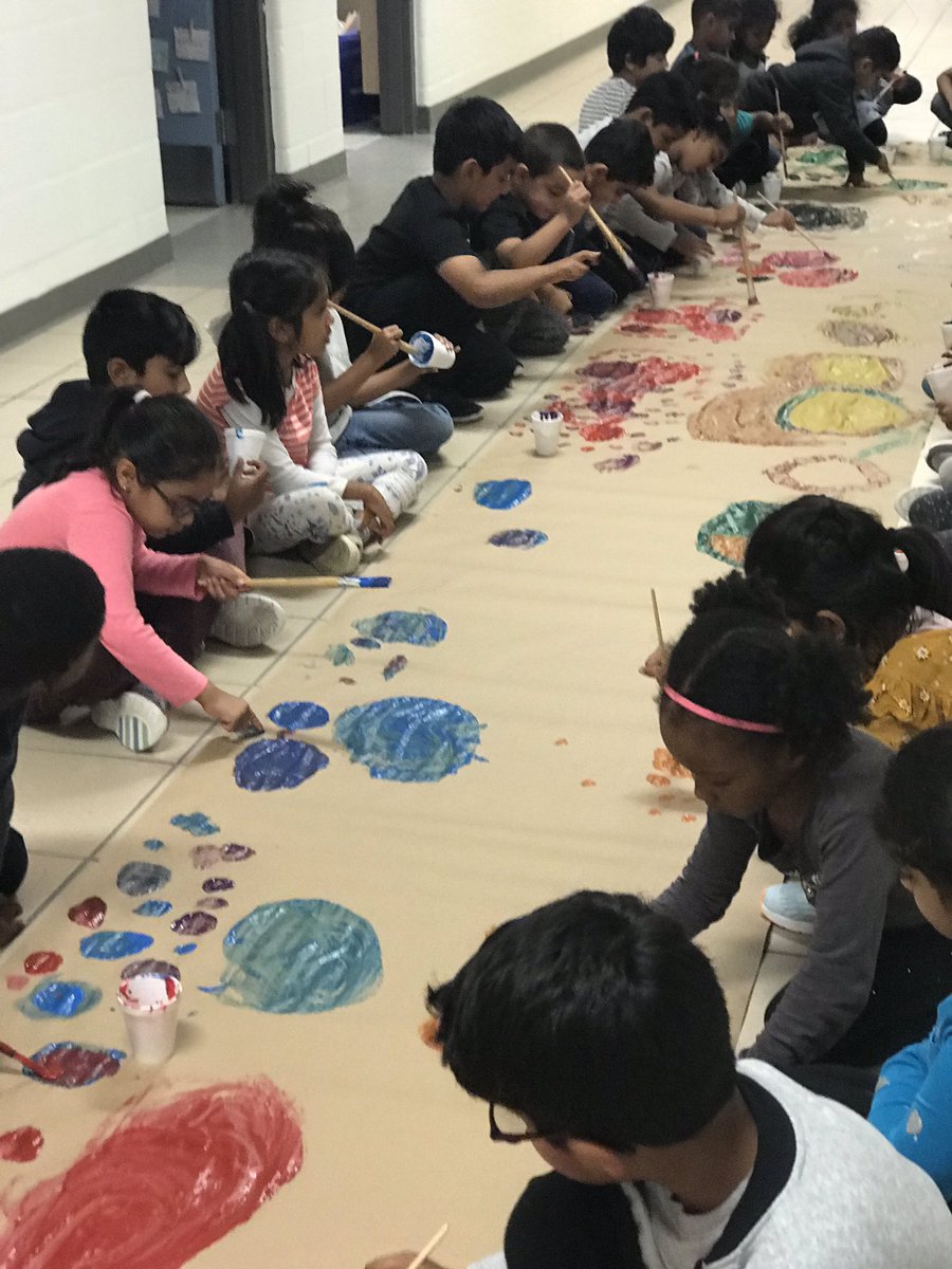 ourgrade1class's tweet photo. Celebrating DOT DAY with our first collaborative masterpiece! @mllemegannety @castleoaksps https://t.co/XilXnw5and