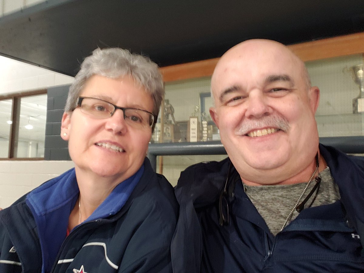 LeSommetFaucon1's tweet photo. Question: Have we officially crossed the line to crazy? Driving 4+hrs to watch @nathaneverett79 play in an @OJHLOfficial @LindsayMuskies hockey game live without a player in the car? 
#GoMuskies🐟
#Ottawa2Lindsay🚗🛣
#MuskiesNation🐟
#MuskiesHockey🐟 
#HockeyisLife🏒🥅
#4ForUs🐟 https://t.co/SYtJ7o0imT