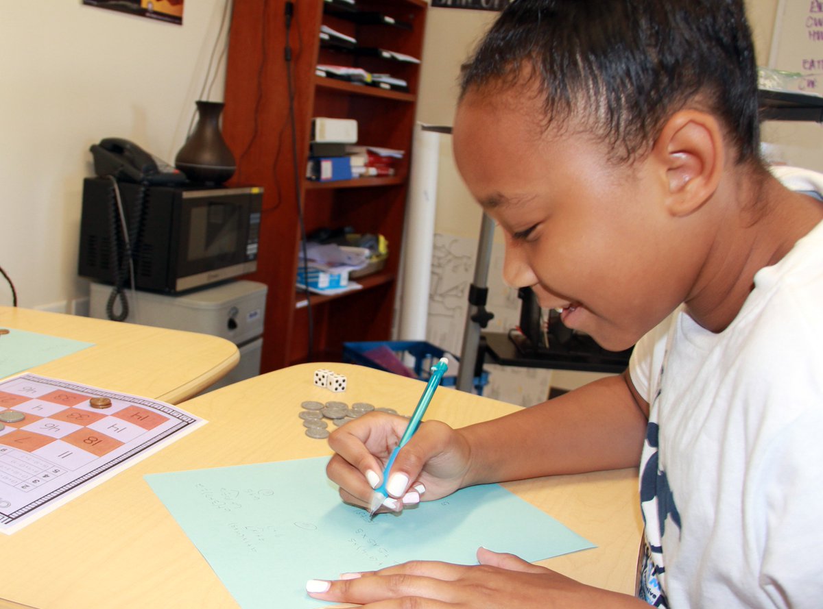 sierracanyon's tweet photo. Today’s #LearningForwardFriday spotlight is from our Middle School Foundations of Math class. Students are having fun with an activity, while learning order of operations along the way! #WeAreSC #Math #Learning #FridayFun https://t.co/wnreC1Cr4Q