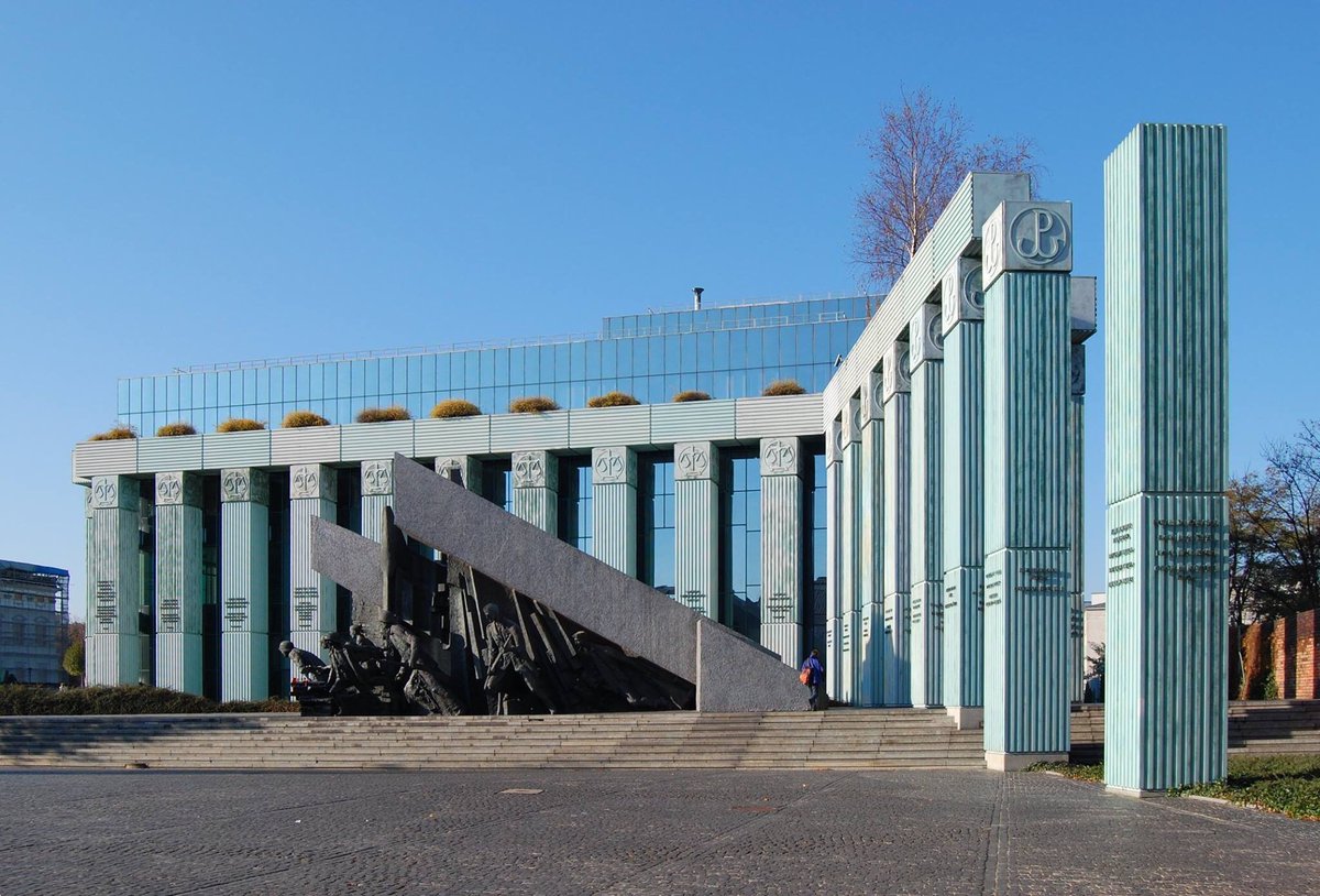 And to skip over to Poland for another Supreme Court, in Warsaw, by Marek Budzynski, from 1996-1999Image unknown source