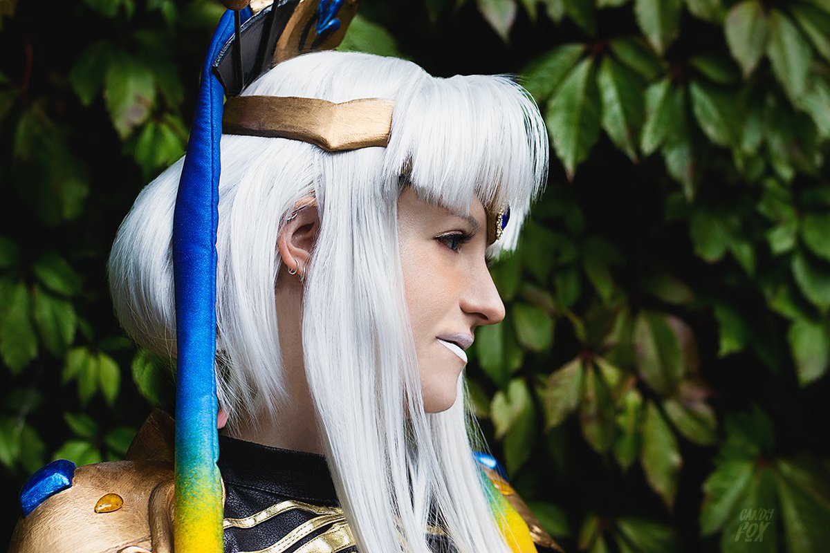 candyfoxdraws's tweet photo. ⭐️Beautiful Queen Annika @ArpinWorks  

@Connichi 2019
📸 Photo&amp;editing by CandyFox

  #TheDragonPrince  #queensofduren #tdpcosplay https://t.co/i3GvrhQfru
