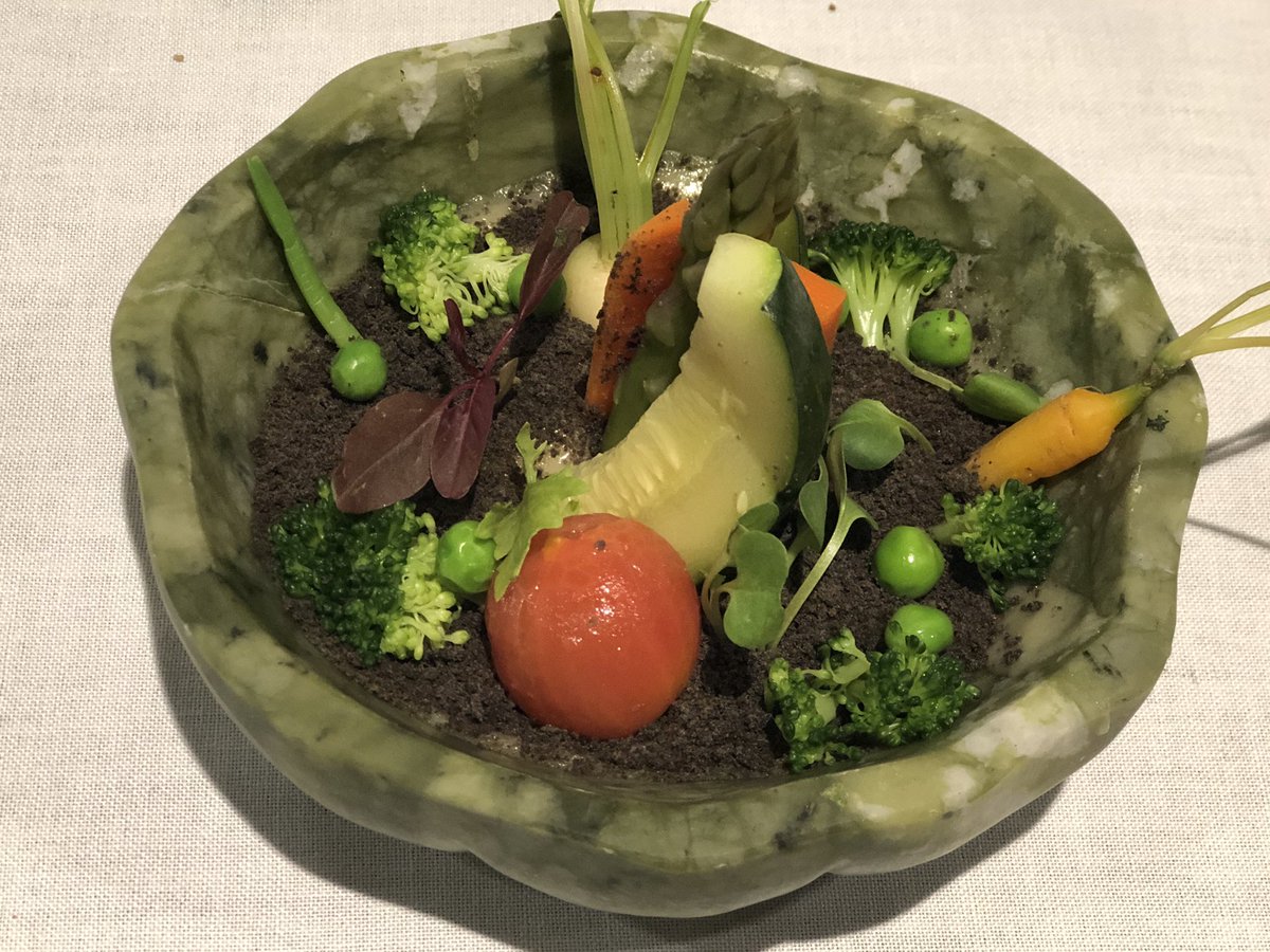 elPachinko's tweet photo. Sobresaliente el recorrido gastronómico por la provincia de Almería que ofrece el menú degustación del @RestaJuanMoreno, una forma deliciosa de viajar a través de los sabores almerienses 

#ViveAlmeria @viveandalucia https://t.co/HMFpNoEEFY