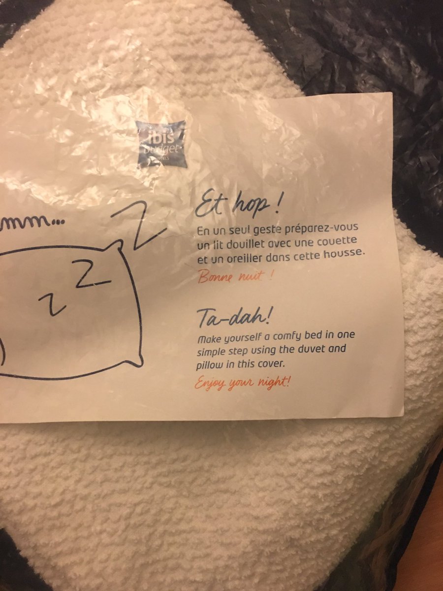 boullefred's tweet photo. @AccorHotels_FR  Merci de changer votre slogan Feel welcome par Faites votre lit. Juste inadmissible de devoir faire son lit à son arrivée ! Préparez votre lit douillet avec une couette=une pauvre couverture + aller chercher sa taie d’oreiller à l’accueil !! #client #mécontent https://t.co/NTr8M9KeXD