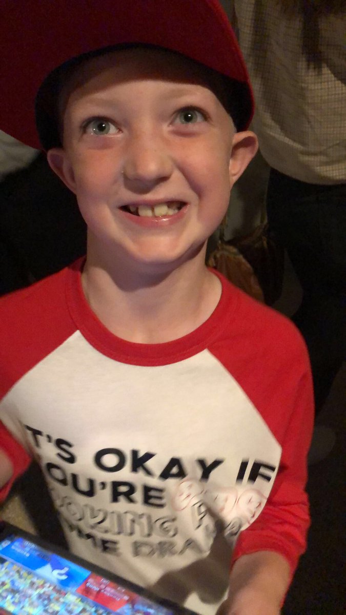 jackxx312's tweet photo. Get a pretzel in the kid and he’s happy, can we redo those meet and greet pix @JudahLee @TRONzuercher @_sappening_ 😂😭 #fail https://t.co/ehEPPrI26Z