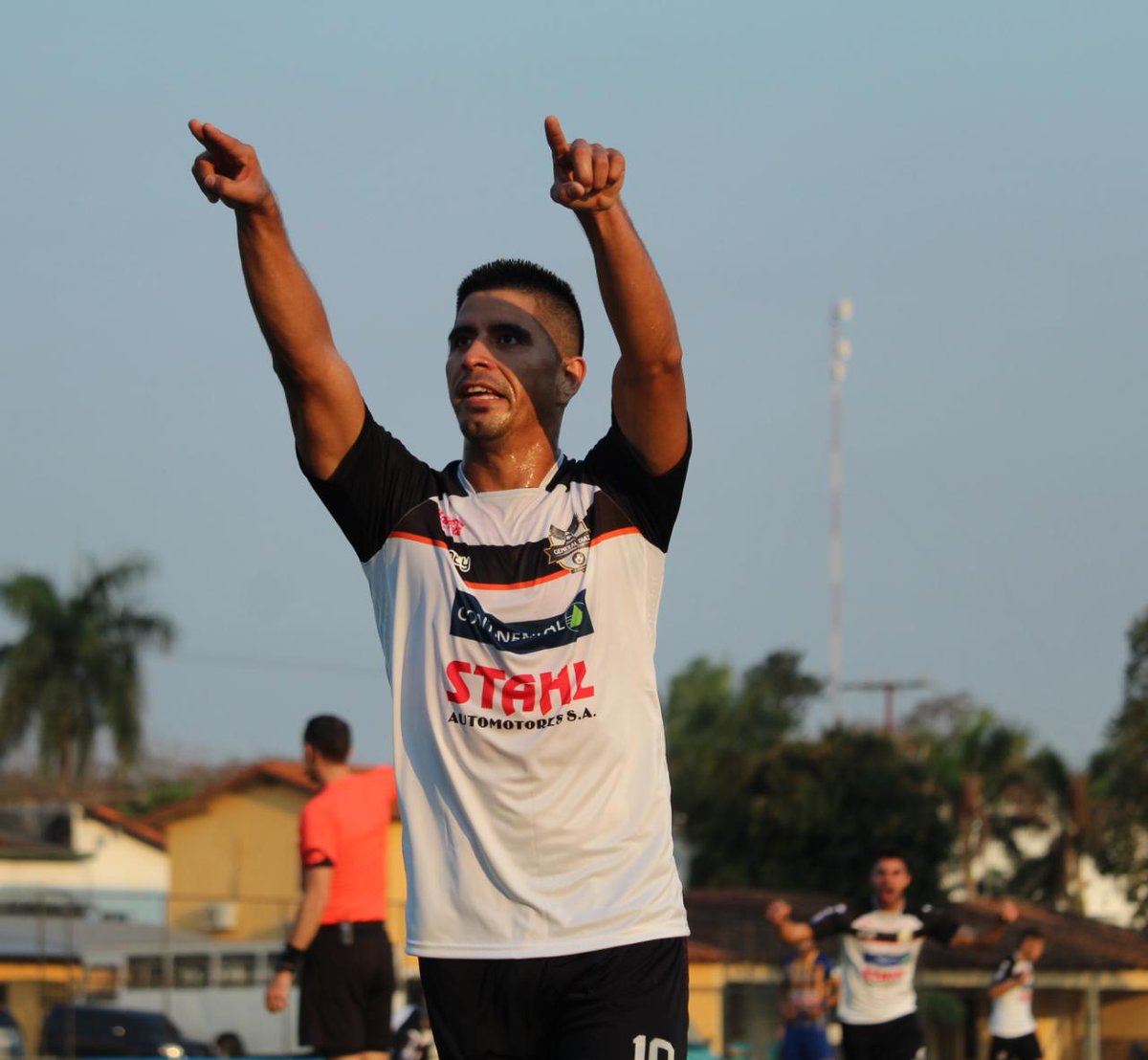 CopaDePrimera's tweet photo. 🏆 #CopaDePrimera

📅 Fecha 9

⏳ ¡FINALIZADO! 
 
✅ #GralDíaz 3️⃣-0️⃣ #Luqueño 

🇵🇾 #ClausuraAPF2019 https://t.co/SOVXR7hcFR