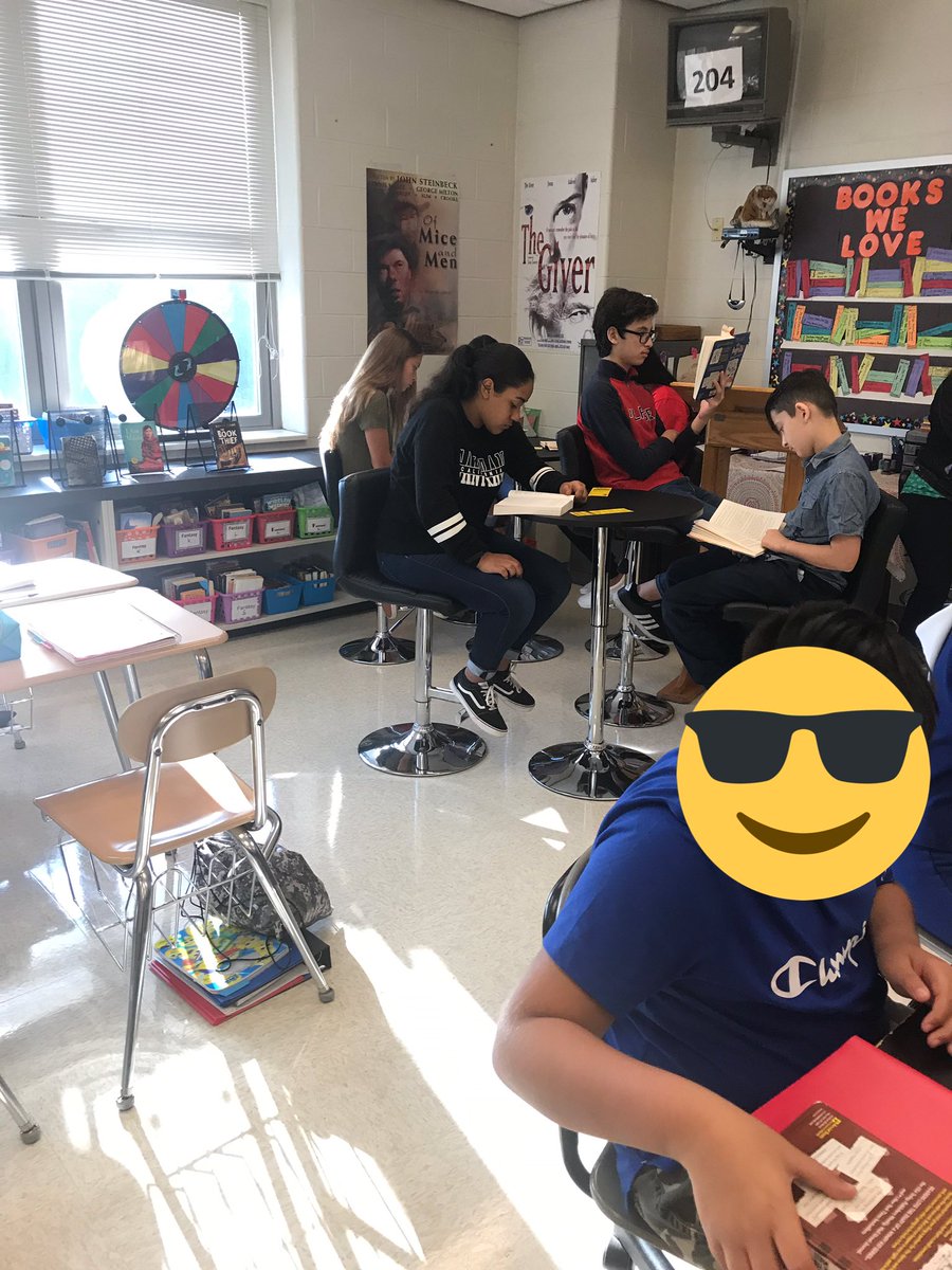 tinaschaefer20's tweet photo. Great job to our 8th graders who designed our flexible seating contract! They are loving it 😍. @WBPS_NJ @cdsilvestri @SHARV317 https://t.co/7YhoadbnH6