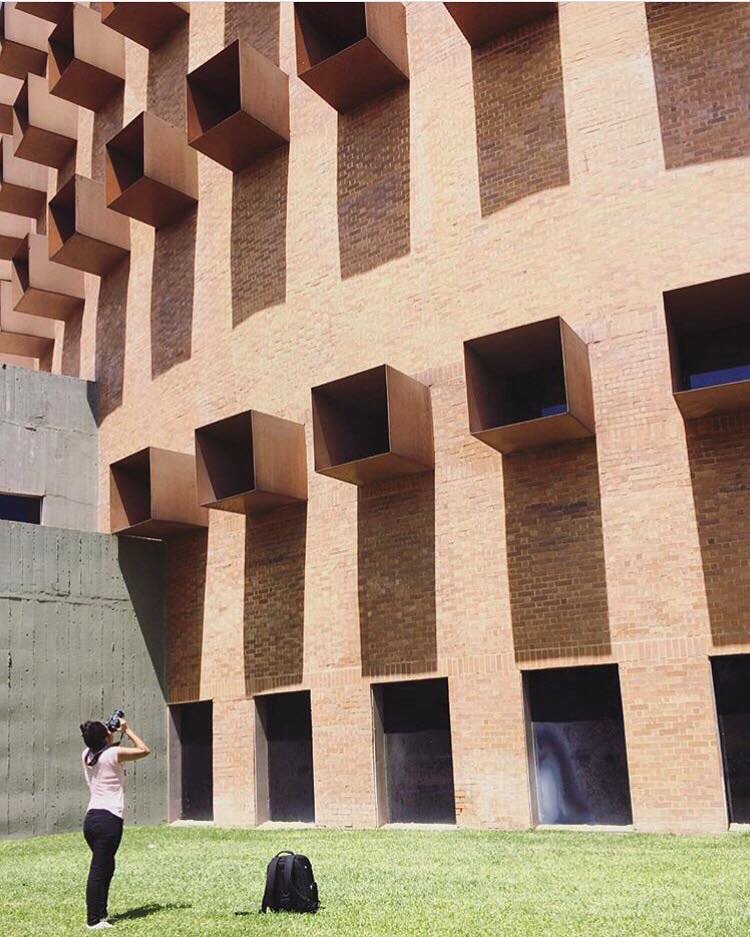 Monterrey Central Library, Monterrey, Mexico, Ricardo Legorreta, 1994Images unknown source