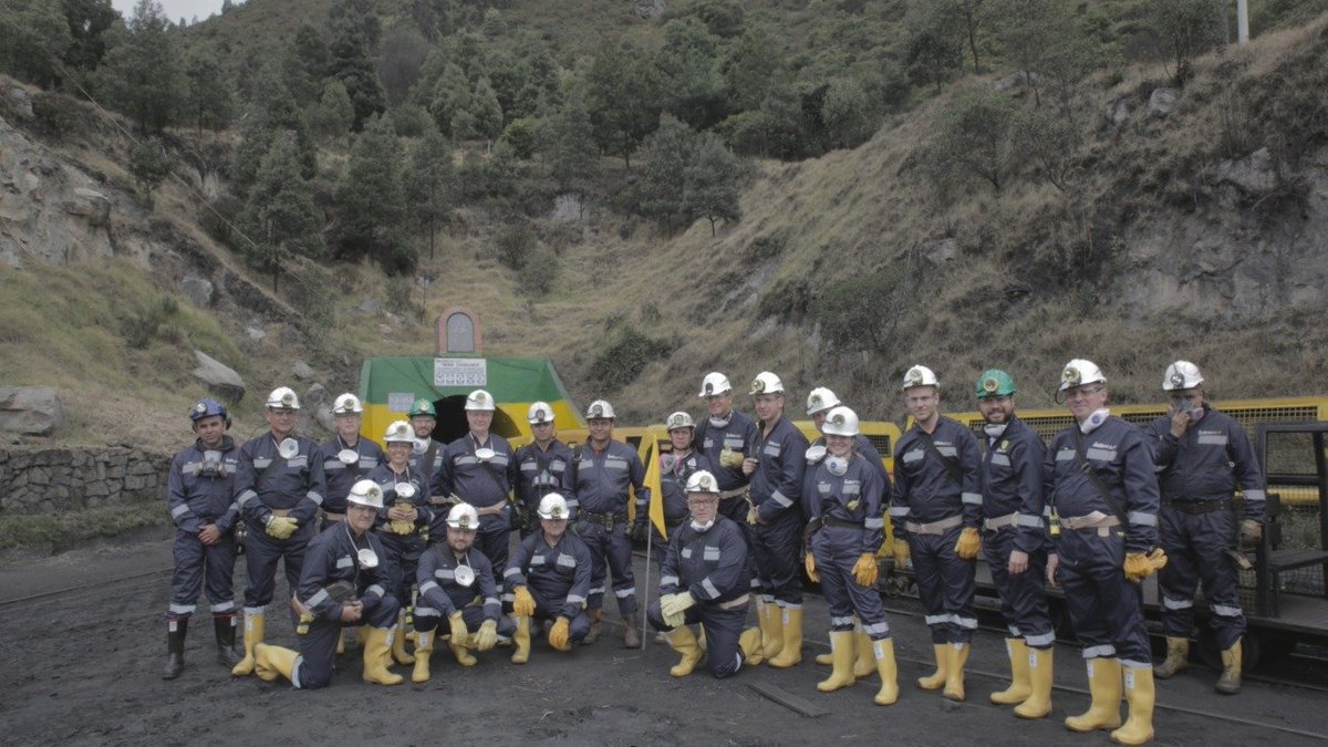 IMRBcolombia's tweet photo. También en Cundinamarca, visitamos el proyecto de minería de carbón térmico Casablanca, donde discutimos las necesidades y desafíos de la seguridad y el rescate minero en proyectos de mediana minería en el país #UnidosParaSalvarVidas https://t.co/9XJeqmAOCh