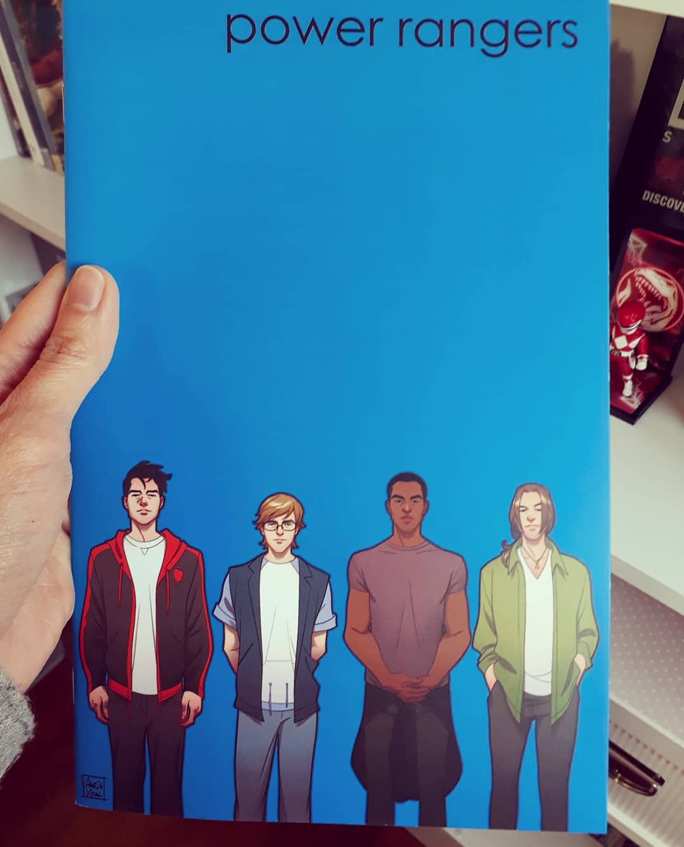 AmeVidal's tweet photo. #GGPR #23 in stores now! 👌 @boomstudios #powerrangers #mightymorphinpowerrangers #itsmorphinetime #art #comic #artist #coverart #albumcover #weezer https://t.co/8gXPGnqr7y