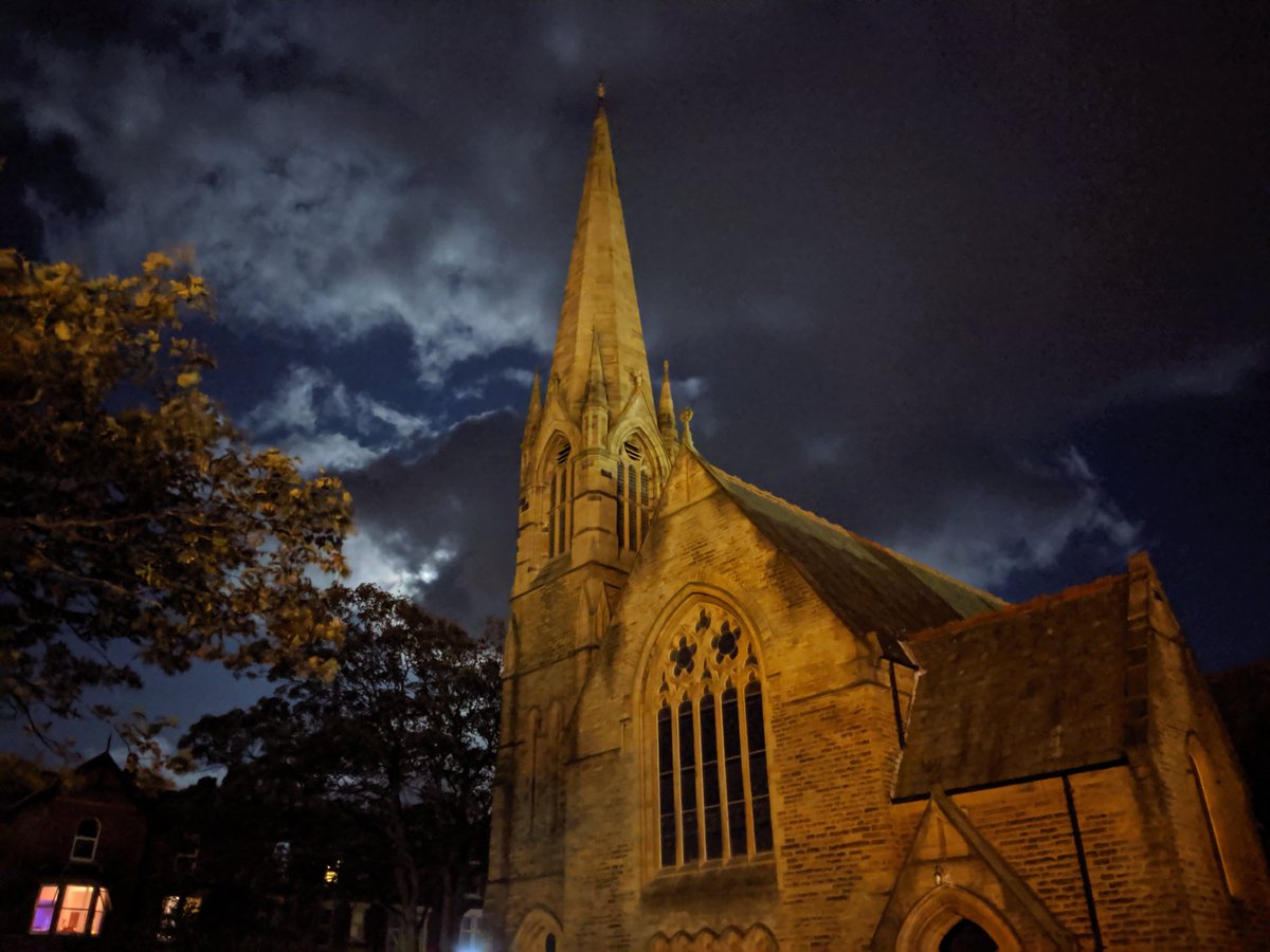 Happy #HarvestMoon. Happy #FridayThe13th. #Halloween is not far away.

I love that I live near such gothic, atmospheric places. 

#gothic #fullmoon #FullMoonParty #horror #HorrorFamily #EnglandIsBeautiful #WritingCommunity #writing