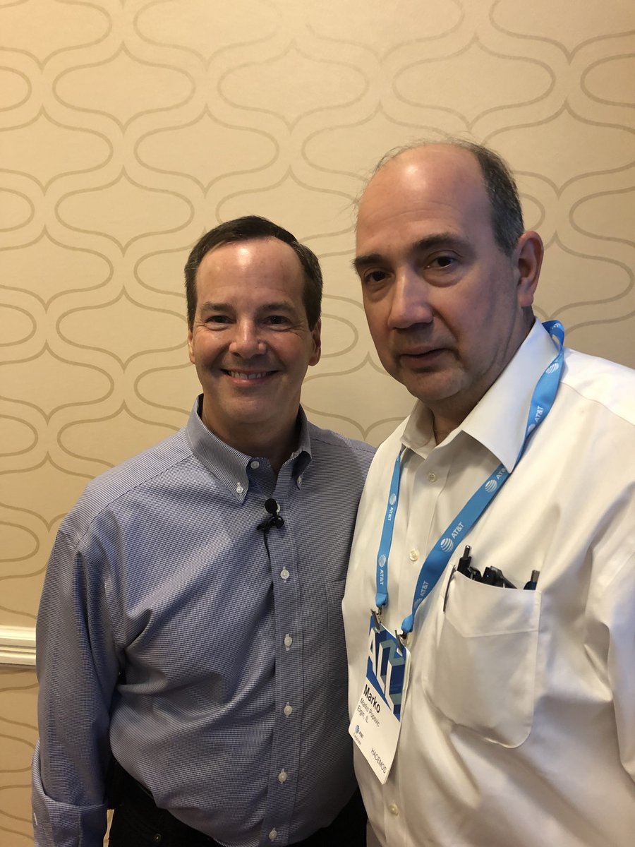 MarkoPo53788884's tweet photo. Enjoying time with leaders at AT&amp;T Employees conference Dallas #GarciaBeProud #HACEMOS #ATTECG19 https://t.co/klanY652zA