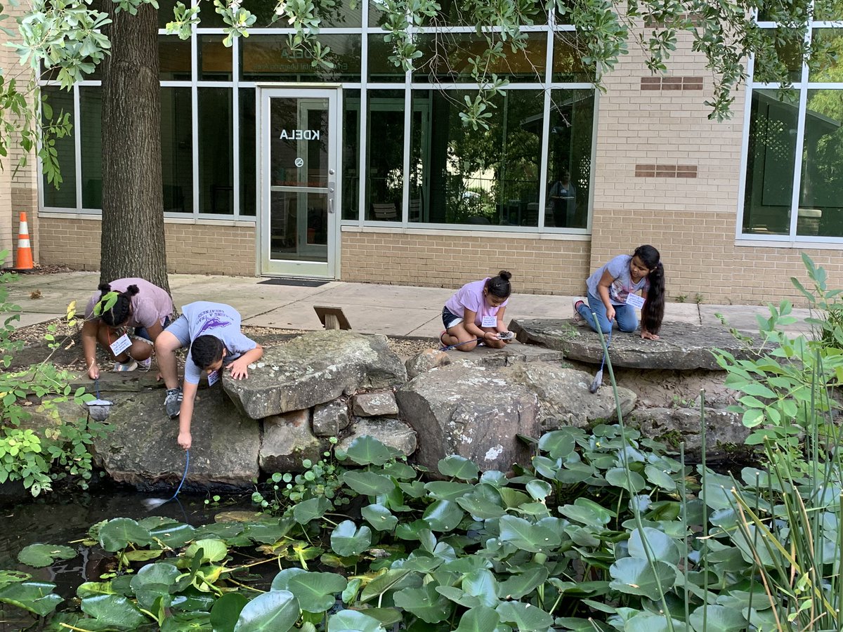 WeaverClass's tweet photo. 3rd grade had a blast at Elm Fork today for our first field trip of the school year! https://t.co/1Q3DWAwpwd