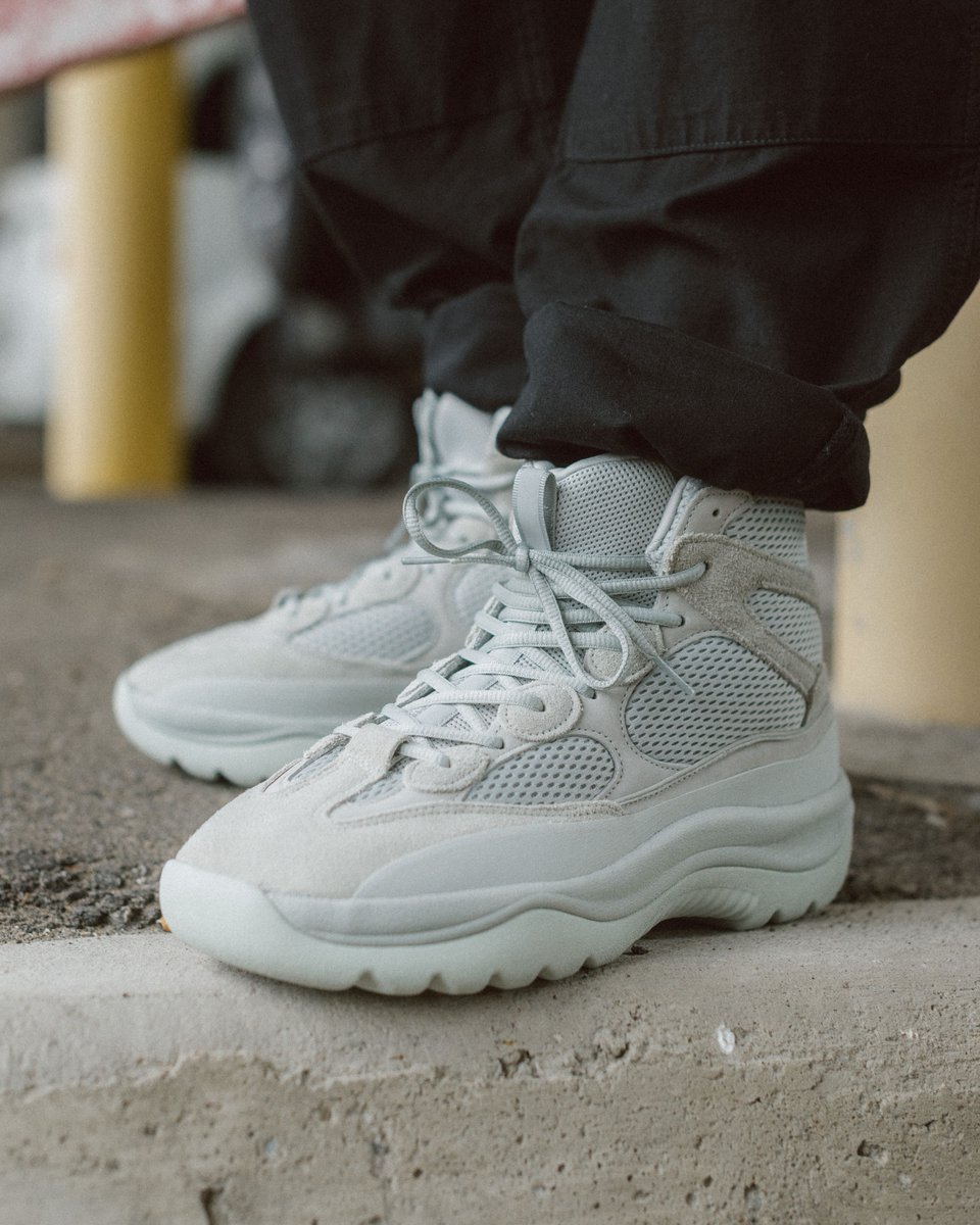 yeezy desert boot kids