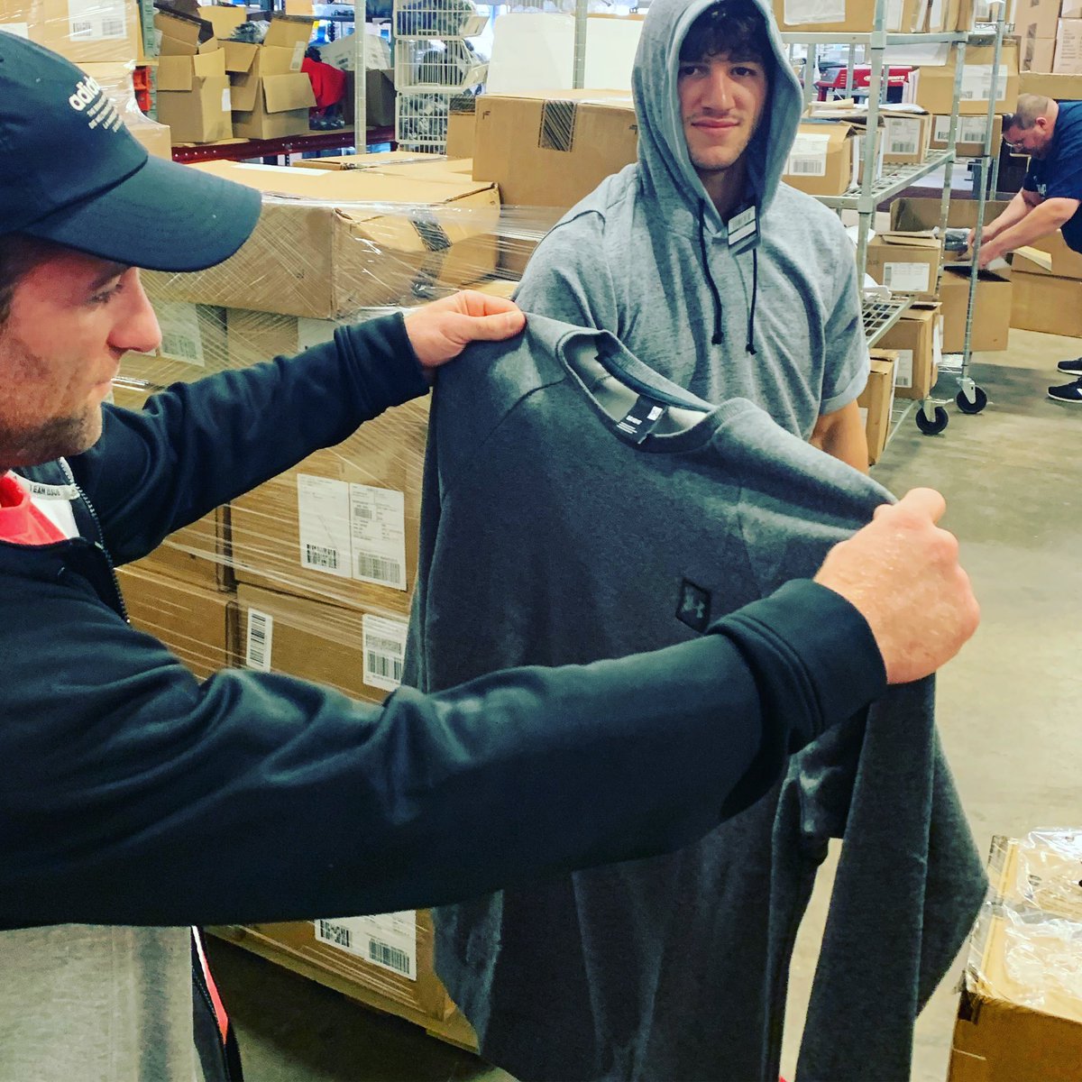ItsAScrapLife's tweet photo. Always nice when @AnthonyAshnault stops by to check out some new gear! 👀 #UnderArmourWrestling https://t.co/17ayiwFmse