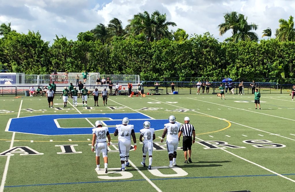 joederosasoflo's tweet photo. #DanteDeRosa #Linebacker #AllDade #GulliverFootball @FlaHSFootball @Gulliver_AD @_dantederosa @larryblustein @GulliverSports @GulliverFB  Another Game Another Great Win!  9 Tackles 3 TFLs 1 Safety https://t.co/TLrHkL7f6N