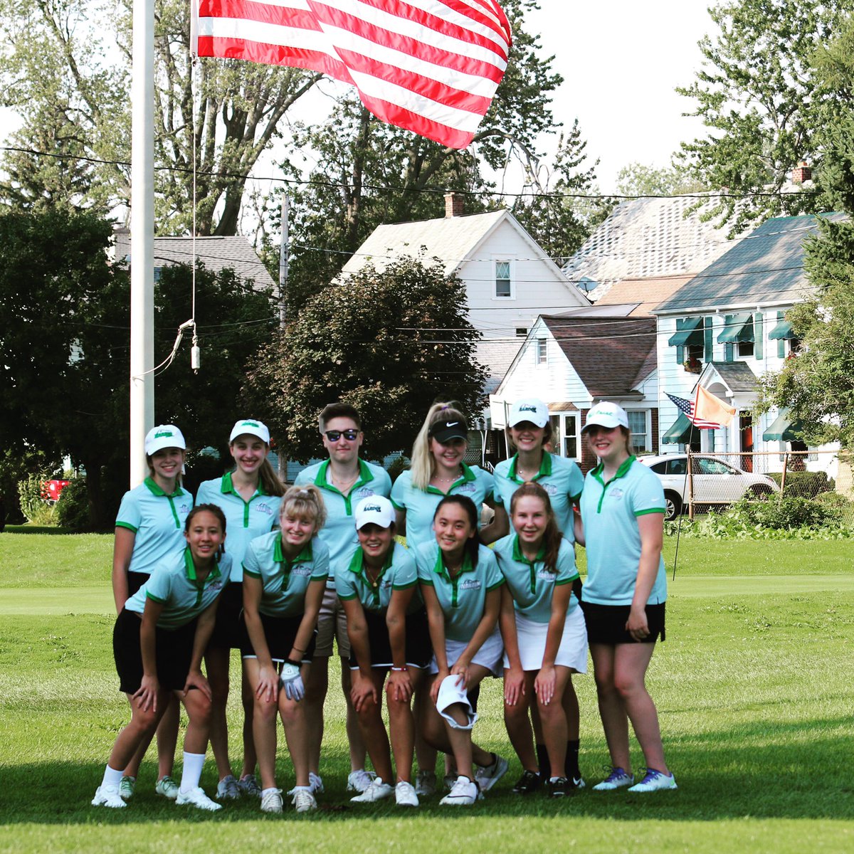 BIG WIN BY OUR GATORS. 250-261 over scared heart for the 2nd year in a row!🐊🐊🐊🐊🐊