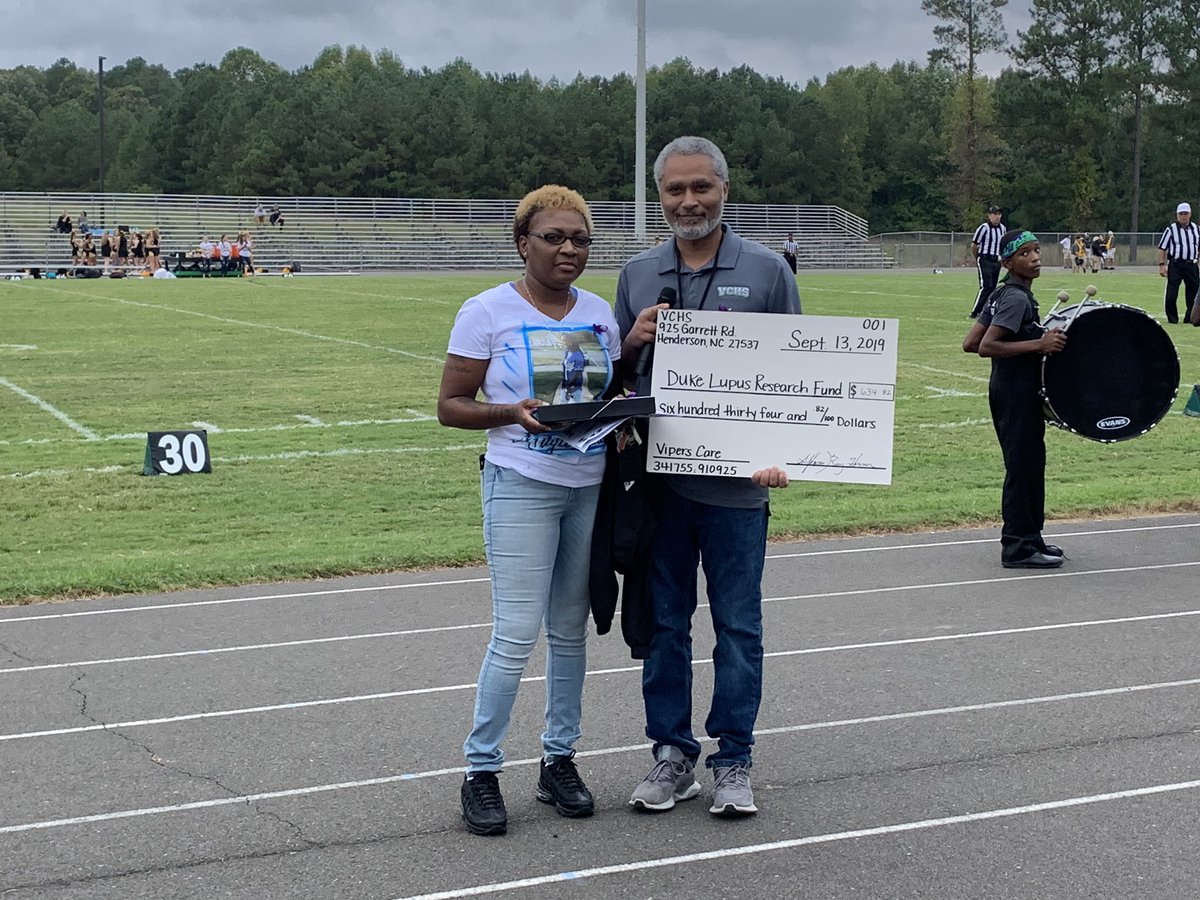 AarikaSandlin's tweet photo. Lupus Awareness @VanceCountyHS raised additional funds tonight with ribbon sales, bringing the total to over $700 for Duke Lupus Research Fund. https://t.co/4Swnn8uRlQ