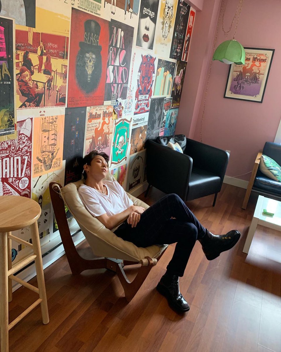 BoWooRa_0225's tweet photo. 너무 좋다 이런사진ㅎ🤭🤭

#TheRose #김우성 #우성
#THeRose_RED #더로즈 #더로즈_레드
#Sammy #Woosung https://t.co/LFtGQxWXhJ