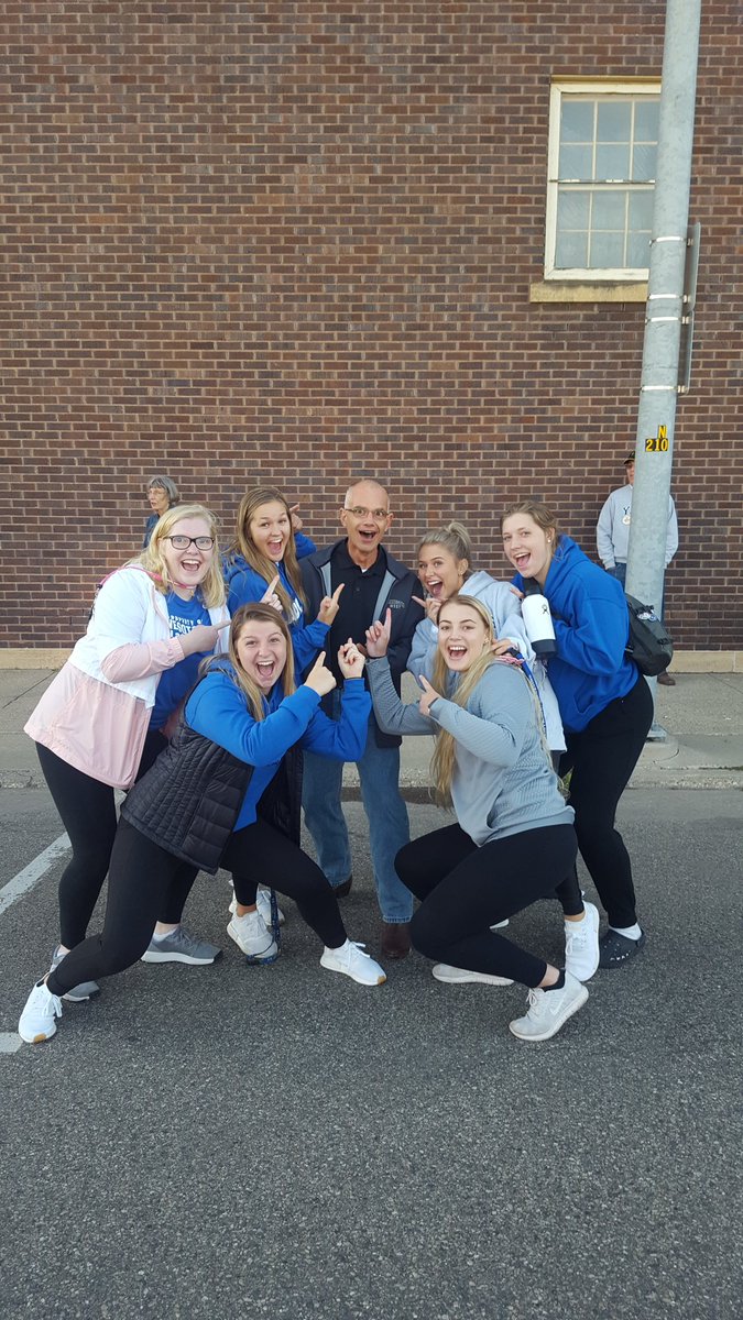 TGaalswyk's tweet photo. Lady Jays @MinnesotaWest at our King Turkey Days!  #learnwithpurpose @MinnStateEdu https://t.co/v5b59W2SJY