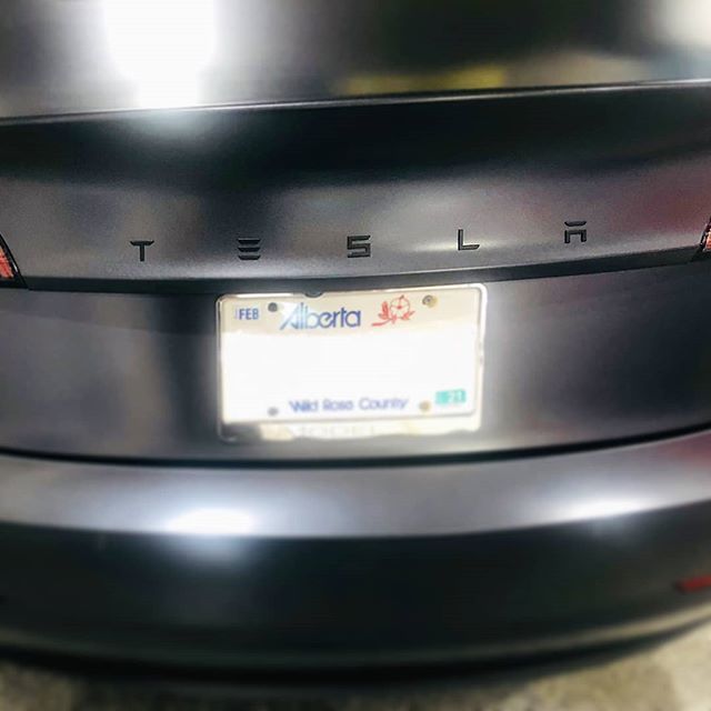 GlenMah's tweet photo. Here's a sneak peek of my 3M satin matte PPF Model 3 done by @calgaryppf .
.
.
.
#tesla #teslamodel3 #3mppfpro #matteppf #paintprotectionfilm https://t.co/LdCtrwYy5l