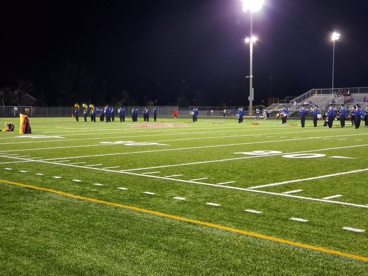 aeedwar2's tweet photo. @pvhspatriotband sounding fantastic! https://t.co/Zzdx7dgXCU